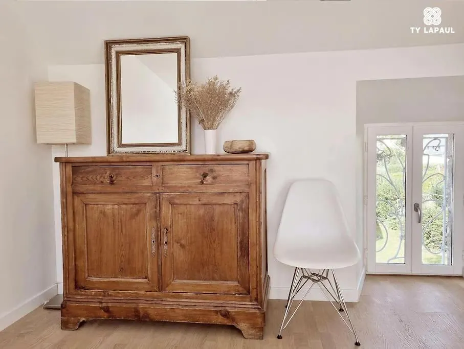 Maison Bretonne Conviviale Decoree Avec Soin Locoal-Mendon France